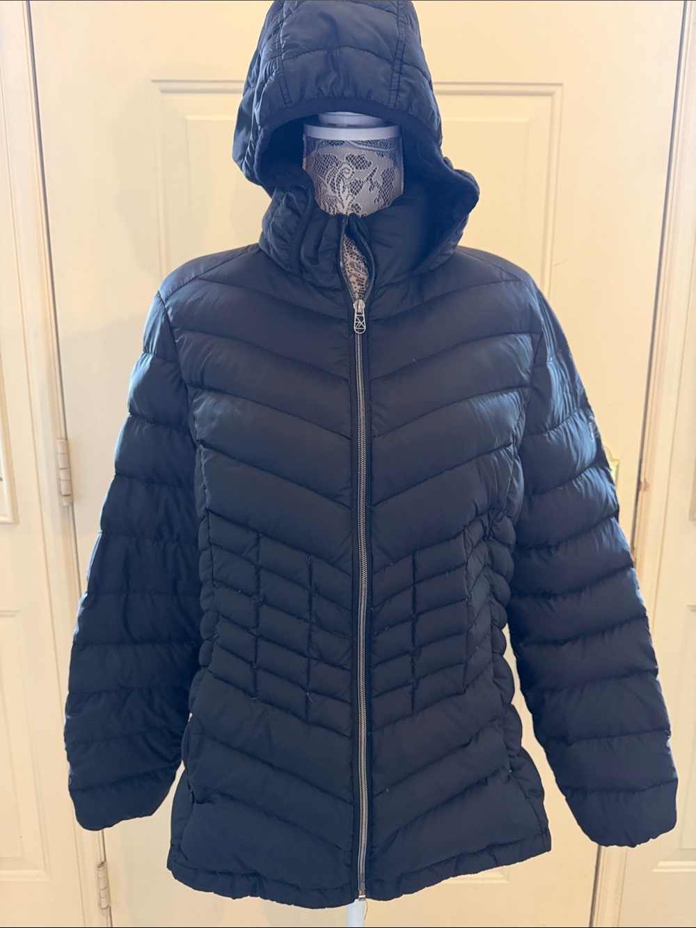 ZeroXposur Women's Hooded Quilted Puffer Jacket - Black